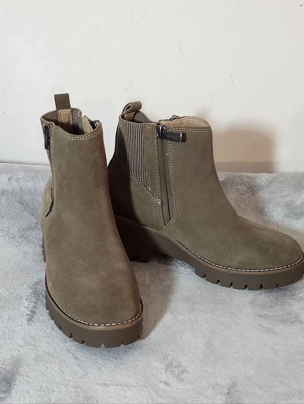 Blondo Damaris Waterproof Suede Booties Color: Taupe, Size: 6.5
